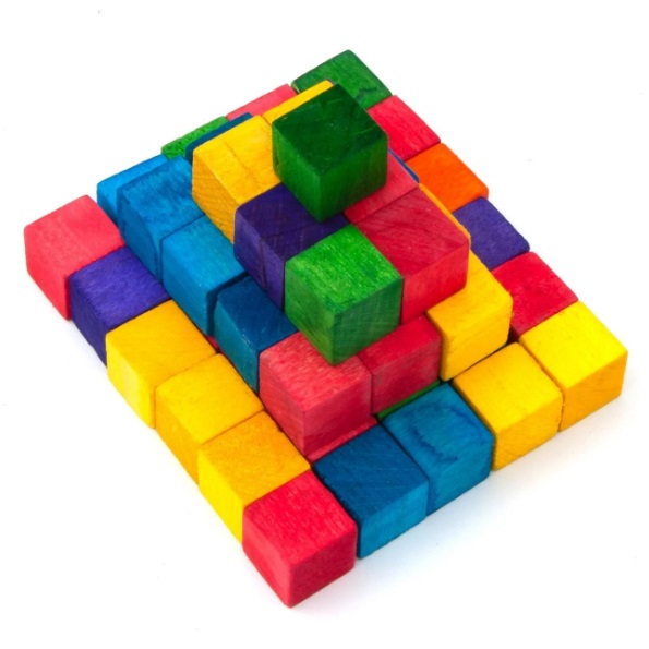 Építőipari kockák sokszínű 1,5x1,5 cm - 49 db.