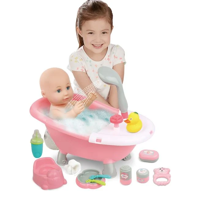 Pisilős baba fürdőkádban, kiegészítőkkel